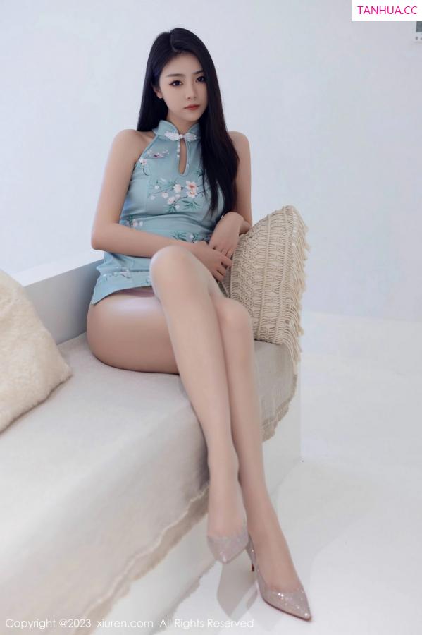 可乐Vicky  [XiuRen]高清写真图 2023.07.12 No.7067 可乐Vicky 翘臀美腿第18张图片
